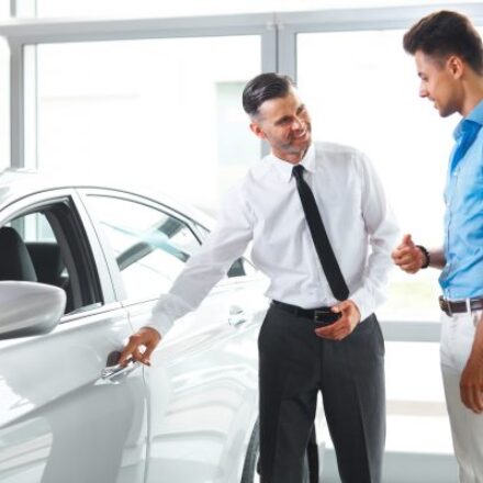 Purchasing a Car – Dealer Vs Private
